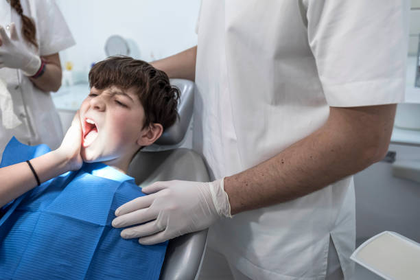 Best Broken or Chipped Tooth Repair in Lisbon, IA
